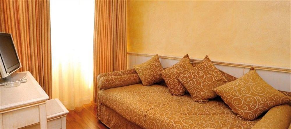 Regina 4* Alassio