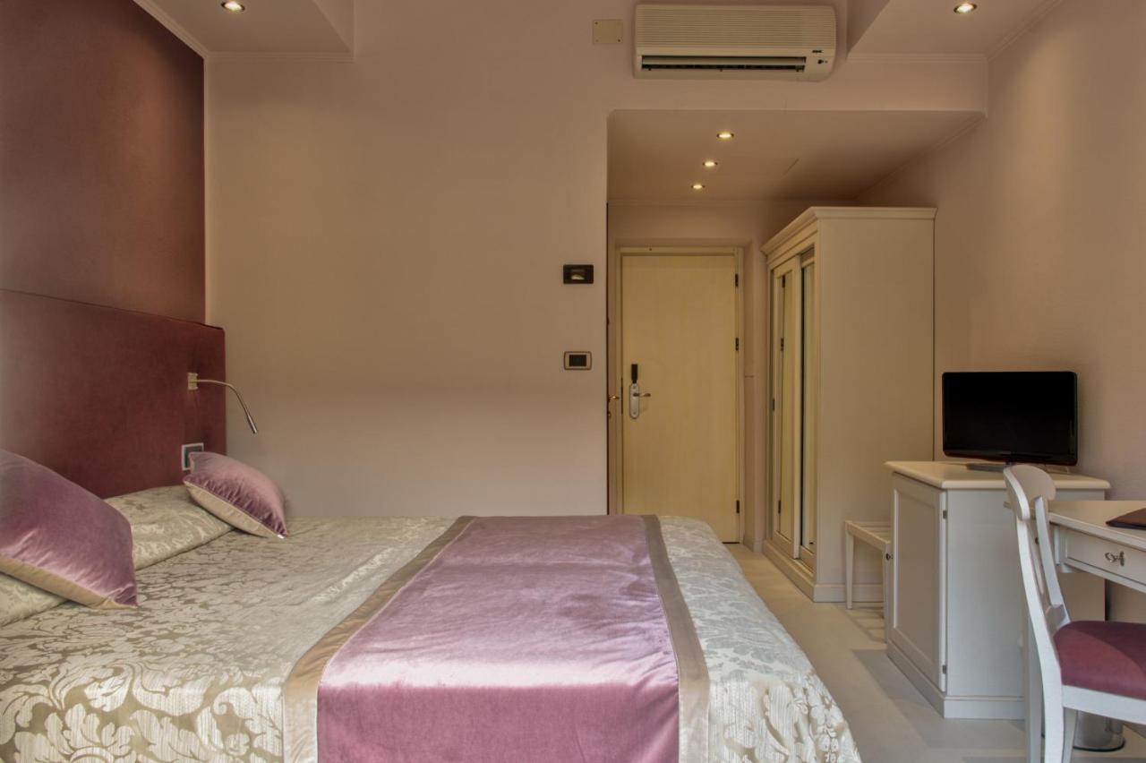 Hotel Regina 4*