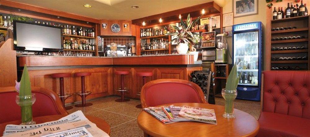 Hotel Regina 4*